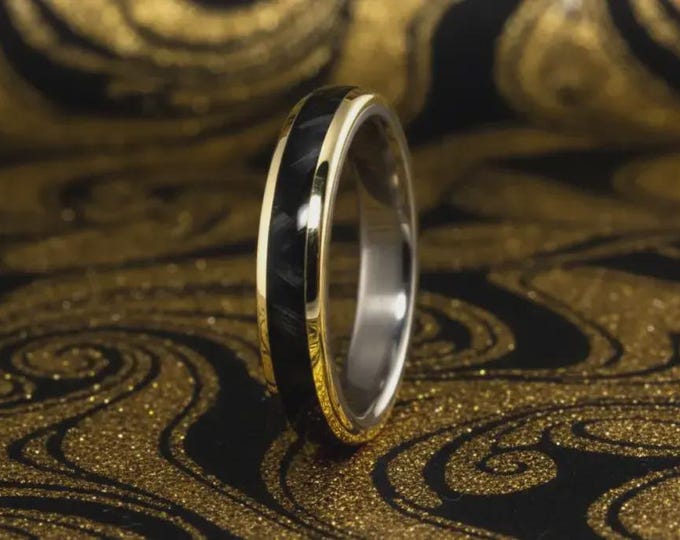 Titanium & 18K Gold Ring, Carbon Fiber Inlay Wedding Band. (04719_4N) FREE TAXES