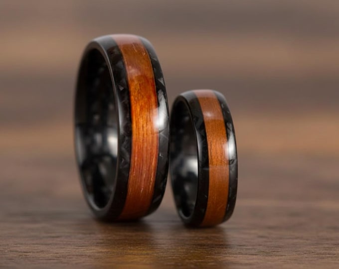 Carbon Fiber Wedding Bands with Cedar Wood Inlay. (10222_6N8N)
