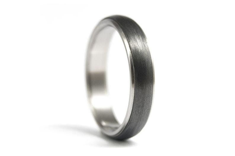 Set of two titanium and carbon fiber wedding bands 00305/_4S1/_4N Modern and round black rings Water resistant and hypoallergenic.