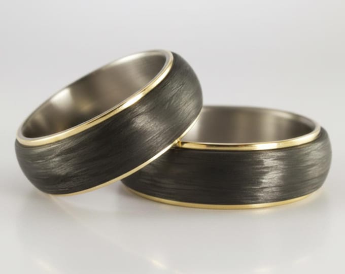 Titanium Wedding Ring Set, 18K Yellow Gold & Carbon Fiber Band. (00422_7N7N)