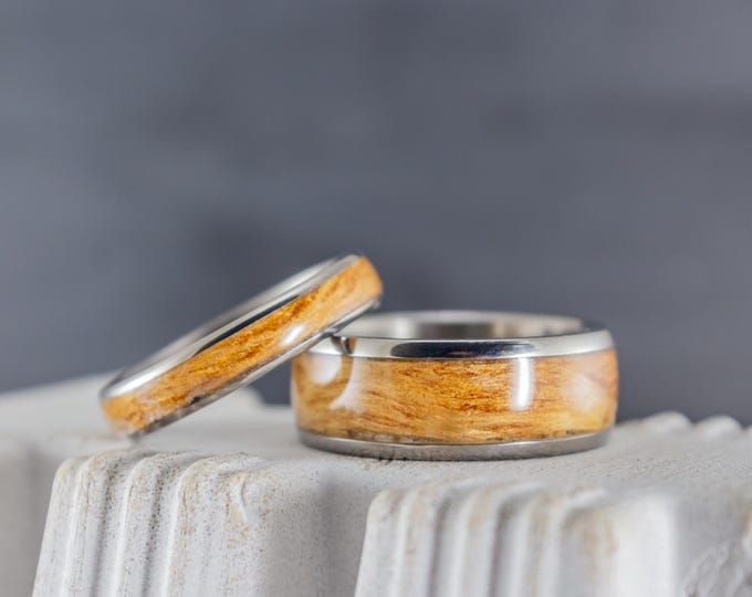 Titanium Wedding Ring Set, Glossy Eucalyptus Wood Bands. (00525_4N7N)