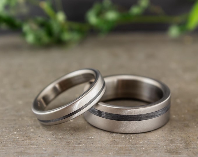 Matte Titanium Wedding Band Set - Carbon Fiber Inlay Rings. (00313_4N7N)