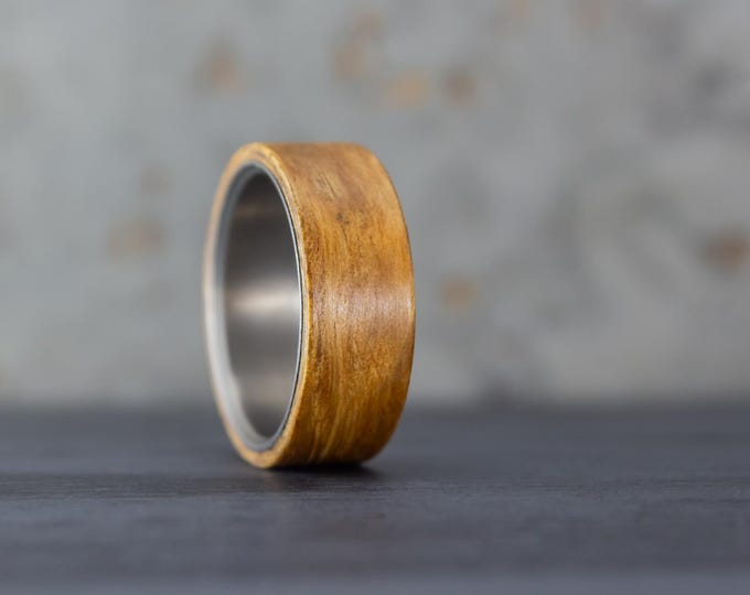 Titanium Eucalyptus Wood Ring, Matte Finish Mens Wedding Band. (00522_8N)