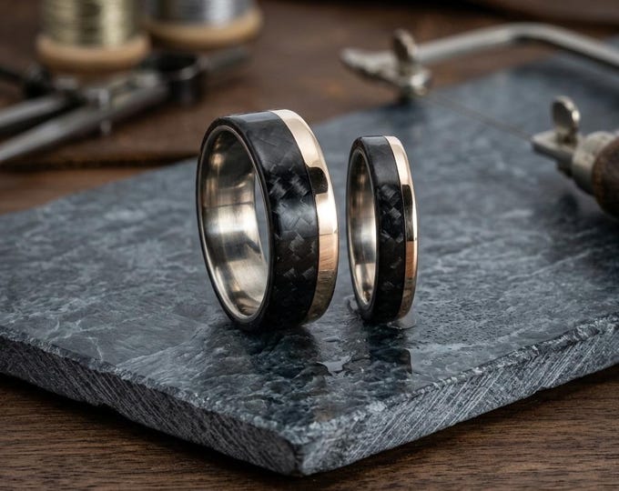 Titanium Wedding Band Set: 18k Gold & Twill Carbon Fiber Rings. (00520_5N7N)