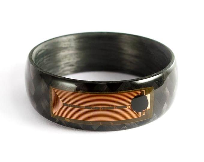 NFC Smart Ring glossy carbon fiber. Rounded black engagement ring.  (04901_8N) FREE TAXES