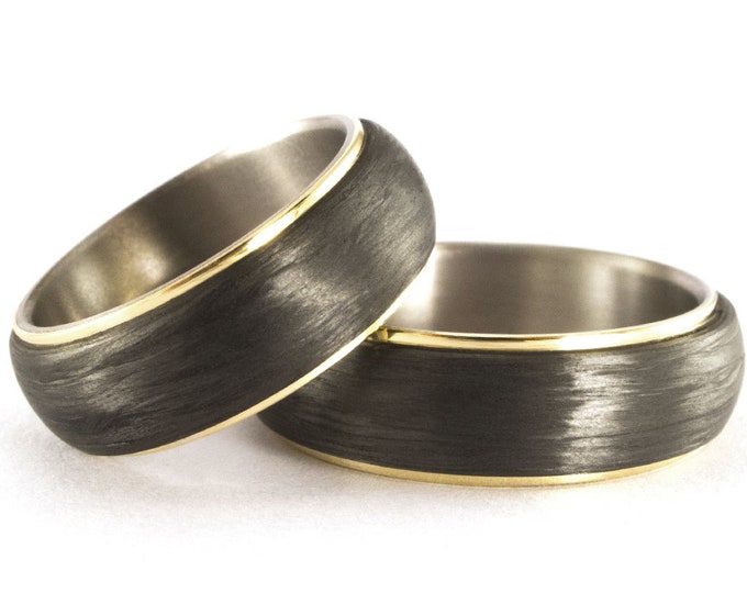 Titanium Wedding Ring Set, 18K Yellow Gold & Carbon Fiber Band. (00422_7N7N)