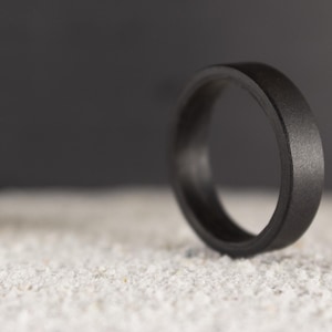 Carbon fiber and graphite ring for her. Gray flat women&#39;s wedding band. Alternative wedding ring. Graphite engagement ring (01100_4N)