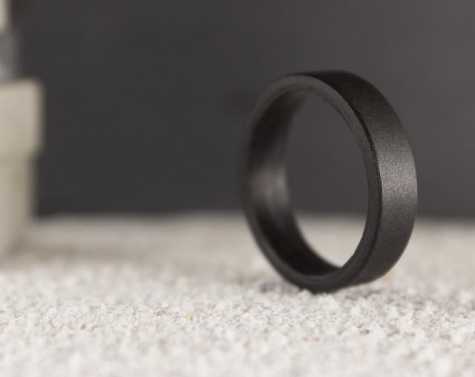 Handmade Carbon Fiber Graphite Ring, Alternative Wedding Band. (01100_4N)