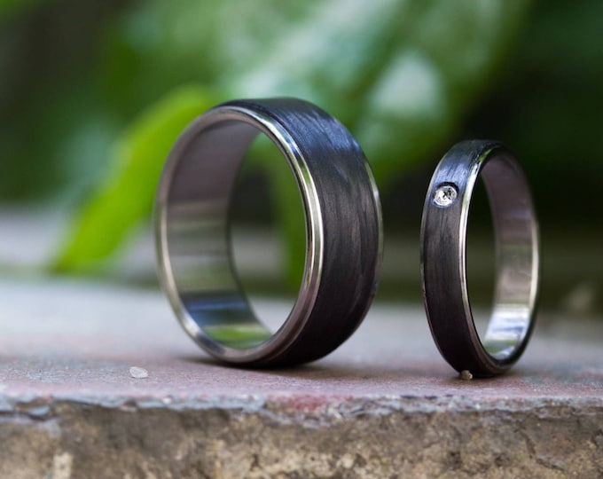 Titanium Carbon Fiber Wedding Ring Set, Swarovski Crystal Band. (00324_4S8N)