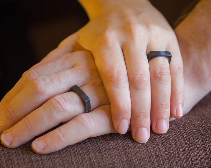 Matte Black Titanium Carbon Fiber Faceted Wedding Bands. (00321_4N_7N)