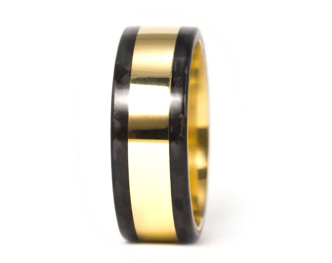 Handmade 18K Gold Ring with Carbon Fiber - Black Wedding Band