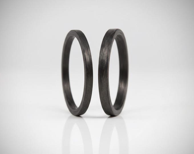 Matte Carbon Fiber Wedding Band Set, Thin Flat Rings. (00101_2.5N_2.5N)