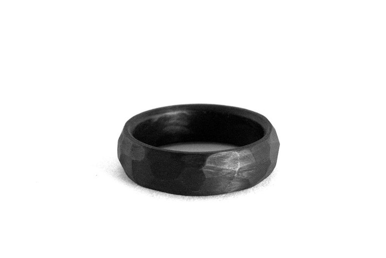 Set of hammered carbon fiber rings . Wedding bands. Matte carbon fiber hammered engagement bands. 00111_6N8N image 7