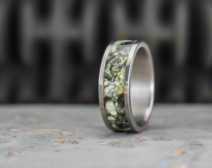 Titanium Ring with Serpentine Stone, Flat Green Wedding Band. (03229_7N)