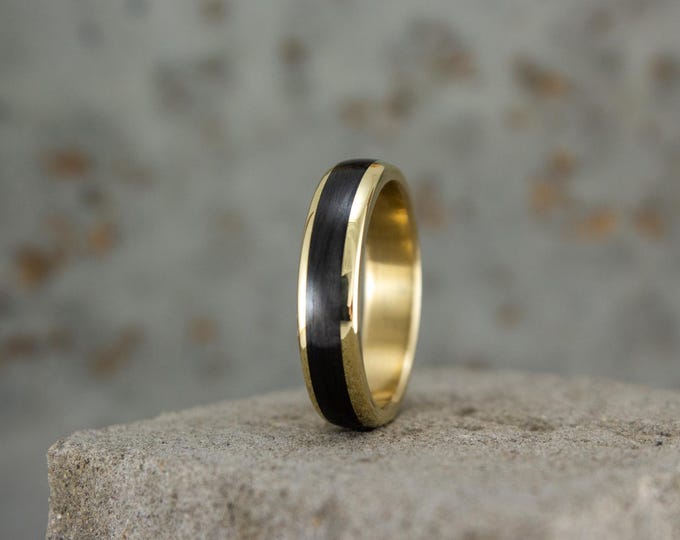18K Gold Ring with Matte Carbon Fiber Band, Black Wedding Ring. (04710_6N)