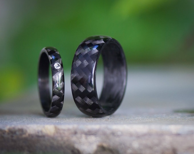 Glossy Carbon Fiber Wedding Bands with Swarovski Crystal - His and Hers. (00103_4S7N)