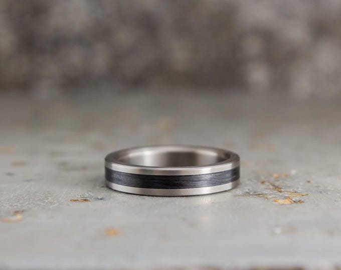 Matte Titanium Ring with Carbon Fiber Inlay, Women's Wedding Band. (00317_4N)