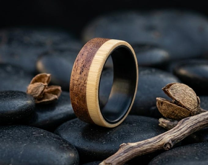 Matte Carbon Fiber Bentwood Ring, Mahogany Bamboo Mens Wedding Band. (00421_7N)