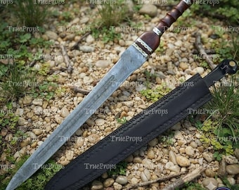 Handmade Damascus Steel Short Sword, Walnut Wood Handle, Leather Sheath, Collector Display Prop