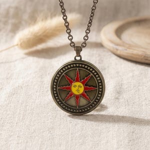 Dark Souls Praise the Sun Necklace and Keychain Set
