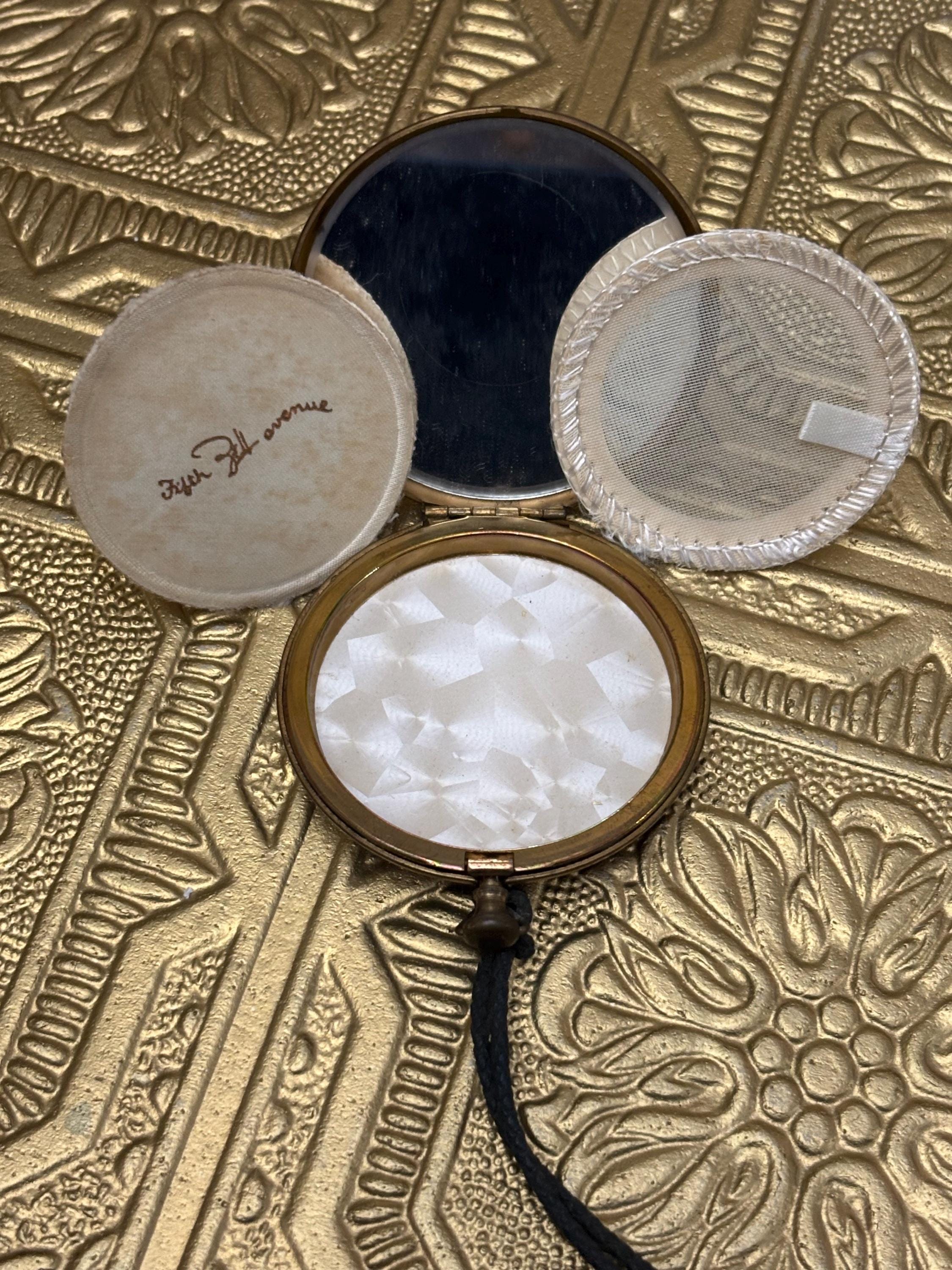 Zell Fifth Avenue Compact - Etsy Zell Fifth Avenue Compact - Etsy