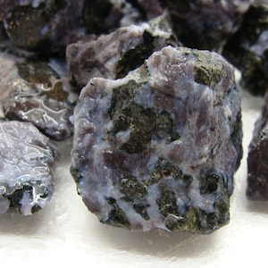 Rough Indigo Gabbro - 1 LB, Size Small - Gems By Mail
