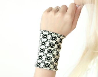 Fabric Bracelets Cuff, Wrist Stretch Cuffs, Ivory Black Wrist Tattoo Cover Up Covers, Arm Cuff, Wristband Arm Band, Jewelry Women, Armbands