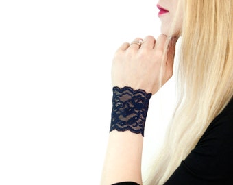 Navy Lace Wrist Cuff Bracelet, Lace Bracelet Cuff, Blue Bracelet, Boho Arm Band Wristband Lace Wrist Tattoo Cover Up, Scar Cover, Arm Cuffs