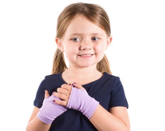 Short KIDS Fingerless Gloves, Light Purple Gloves, Short Child Gloves, Lavender Fingerless Gloves Toddler Gloves Toddler Fingerless Glove