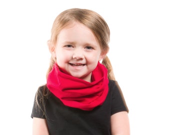 Kid Scarf, Red Infinity Scarf, Red Cowl Scarf, Girls Scarf Red Infinity Scarf, Girl Christmas Scarf, Childs Scarf, Red Scarf Kid Christmas
