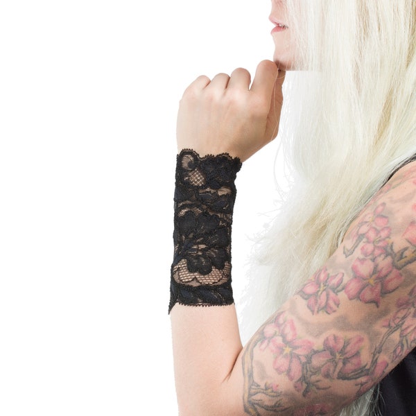 Black Lace Bracelet Cuff, Black Bracelet, Stretch Cuffs, Black Lace Wrist Cuff, Arm Band, Wristband Wrist Tattoo Cover Up, Long Arm Cuffs