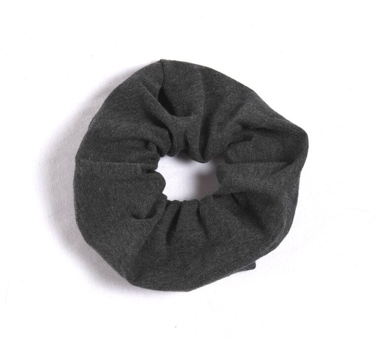 Dark Grey Scrunchie, Kids Scrunchie Large Pony Tail Holder, Child Pony Tail Dance Scrunchie Hair Ties Gift Cheerleader School Color Spirit imagem 2