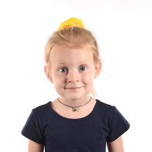 Yellow Girls Scrunchie, Kids Scrunchie Large Pony Tail Holder, School Colors Spirit, Chunky Child Pony Tail Dance Gift for Her Cheerleader imagem 2