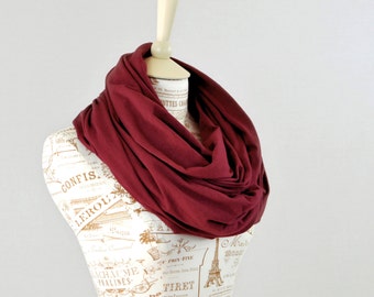 Maroon Infinity Scarf, Burgundy Infinity Scarf Red Scarf Circle Scarf Womens Scarf Gift for Her Wife Gift Mother Gift Winter Christmas Scarf