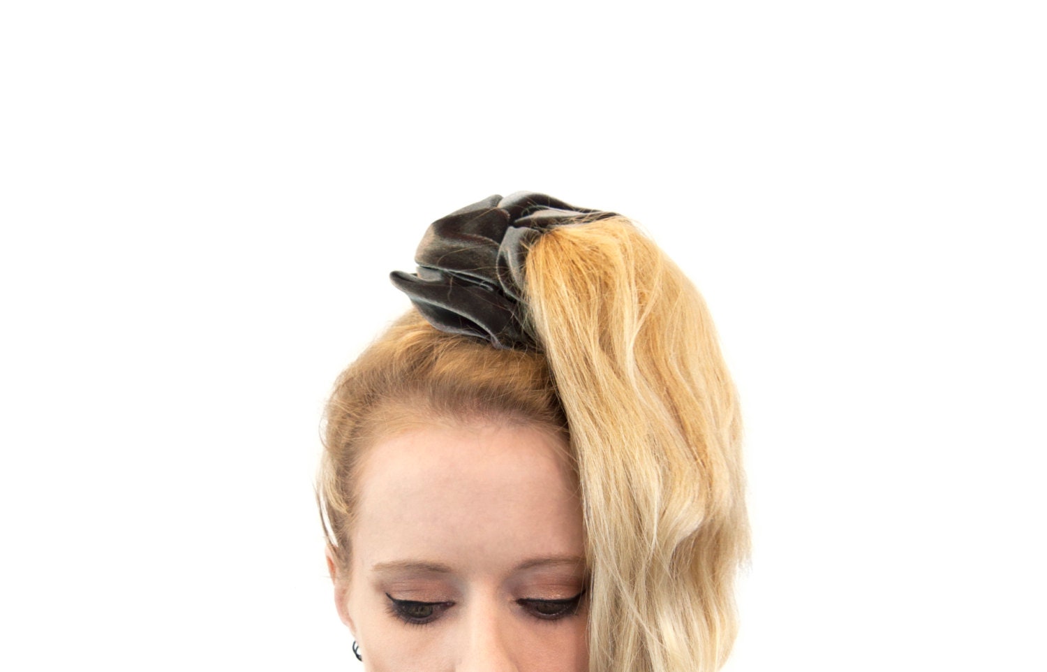 Velvet Scrunchies Ponytail Holder Velvet Scrunchie Silver 