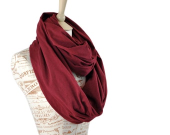 Maroon infinity scarf 2025