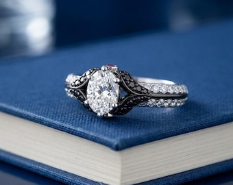 Villains Evil Queen Ring, Black Round & Oval CZ Stone Silver Gothic Ring, Unique Villainous Bridal Jewelry, Snow White Evil Queen Ring