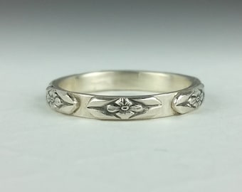Floral Wedding Band, Women's Wedding Band Sterling Silver, Vintage Style Wedding Band, Romantic Wedding Ring, Antique Style Ring