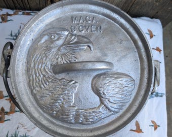 Olla holandesa de aluminio fundido MACA Eagle Camp de 9 pulgadas