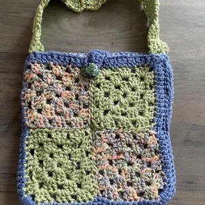 Bolso de crochet Peri Sage de Denali & Co.