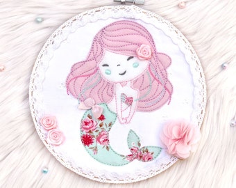 Stickdatei "Mermaid 3" 13x18 Stickdateien embroidery patterns embroidery file Meerjungfrau maritim Sommer summer Meer sea beach Applikation