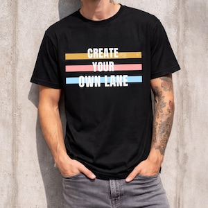 Koszulka „Stwórz własną ścieżkę”, motywująca koszulka streetwearowa, koszulka z grafiką retro z zachodem słońca, koszulka z niezależnym nastawieniem, koszulka „Creator Hustle”