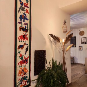 Tenture Murale Textile Ancienne – Appliqué Traditionnel D