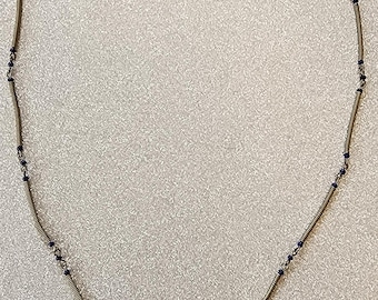 Caja de oración antigua, caja de baratijas, collar