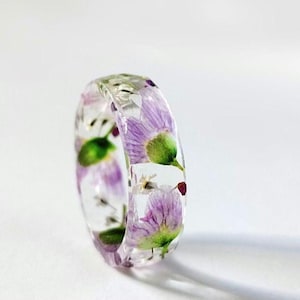 Sweet Pea Wedding Band - Etsy