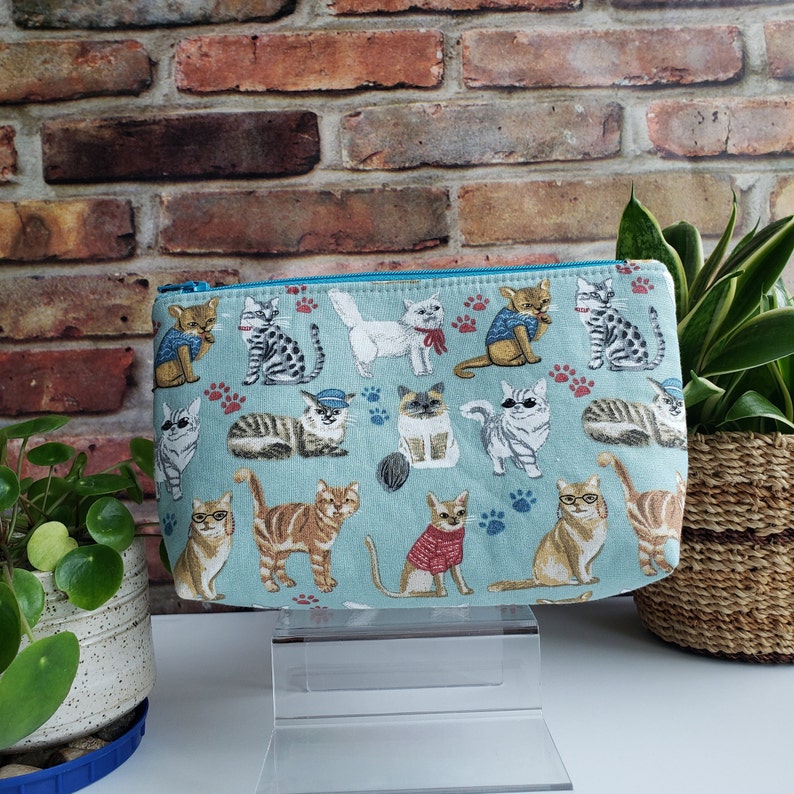 Cats, fabric, zipper pouch, make up bag, cosmetic pouch, catlady Blue Antique