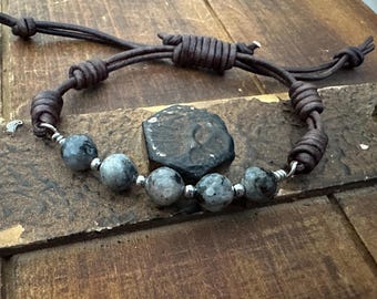 Labradorite Leather Bracelet-Adjustable Gemstone Bracelet- Unisex Minimalist Jewelry Gift