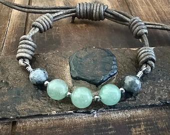 Green Aventurine & Labradorite Leather Bracelet – Adjustable Gemstone Bracelet- Unisex Spiritual Jewelry Gift