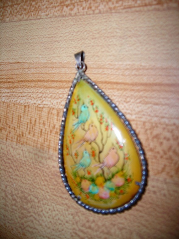 Hand painted, double sided abalone pendant from t… - image 4