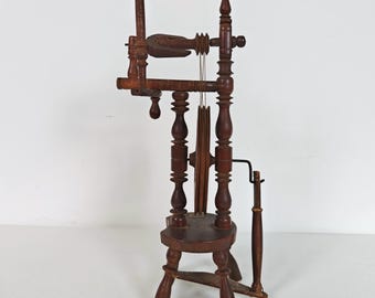 Vintage Holz Spinnrad Dekor - 14,5 Zoll rustikalen Bauernhaus Akzent - Miniatur Volkskunst Spindel - Cottagecore Home Display